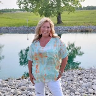 Feeling Minty Tie Dye Print Woven V Neck Hi-Low Boxy Top