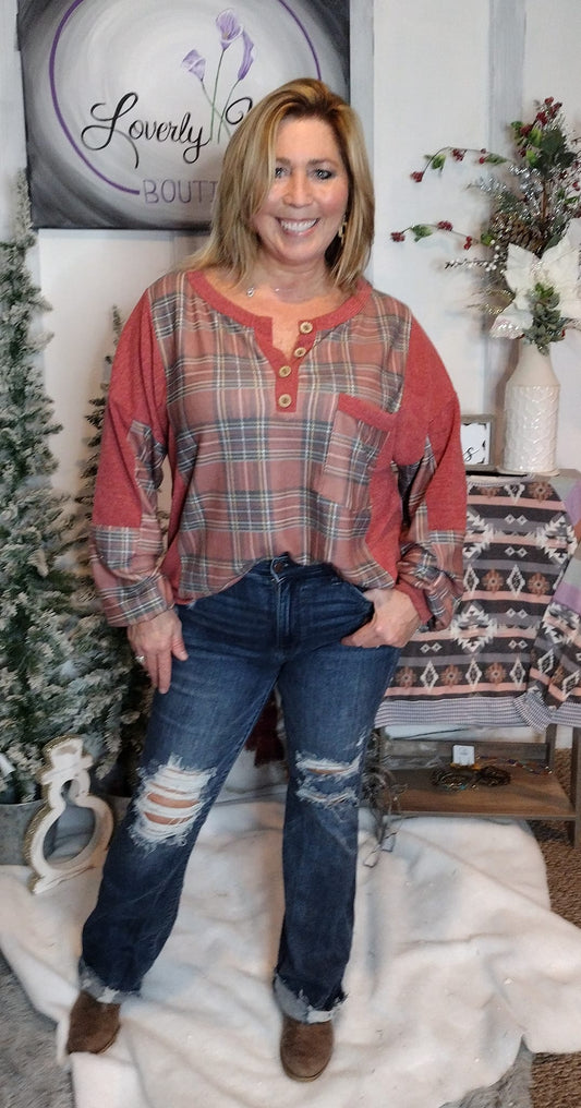 Ava Buttoned Henly Neck Top with Front Pocket