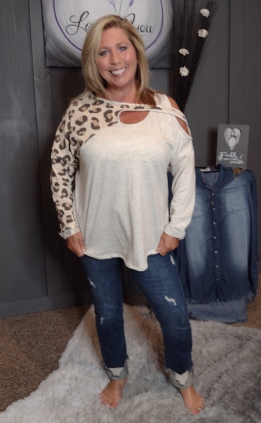 Allison. Leopard One Shoulder Top